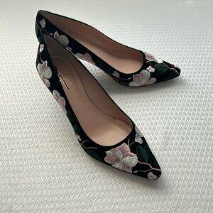 Kate Spade Black Suede Shoes Size 7